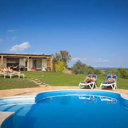 Bella Vista Homes Prázdninový areál 4*